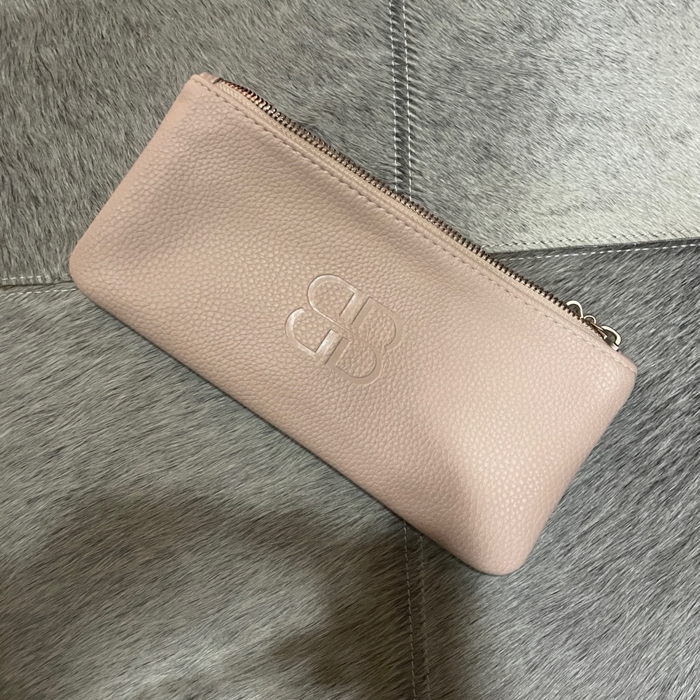 New BB Pink Pebbled Leather makeup bag with Zipper Closure